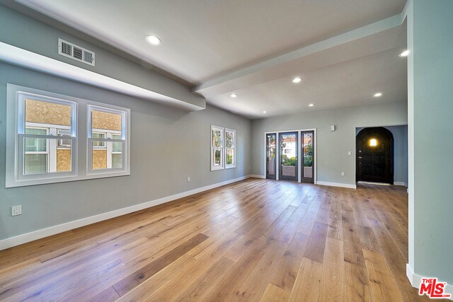 Foto del edificio - 1228 Meadowbrook Ave