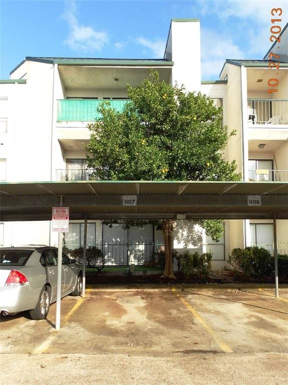 Building Photo - 2822 S Bartell Dr