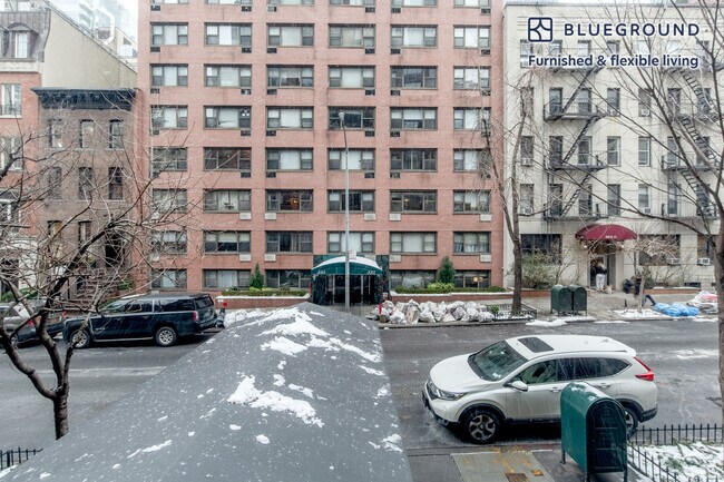 Foto del edificio - 340 E 51st St