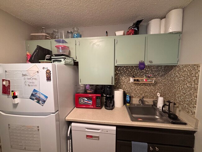 Cocina - 2707 Valmont Rd