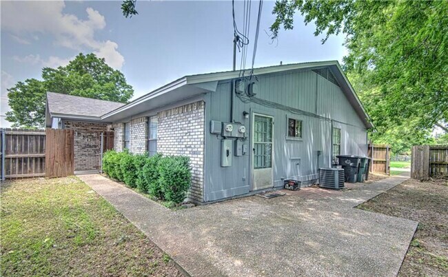 backyard - 1403 W Avenue D