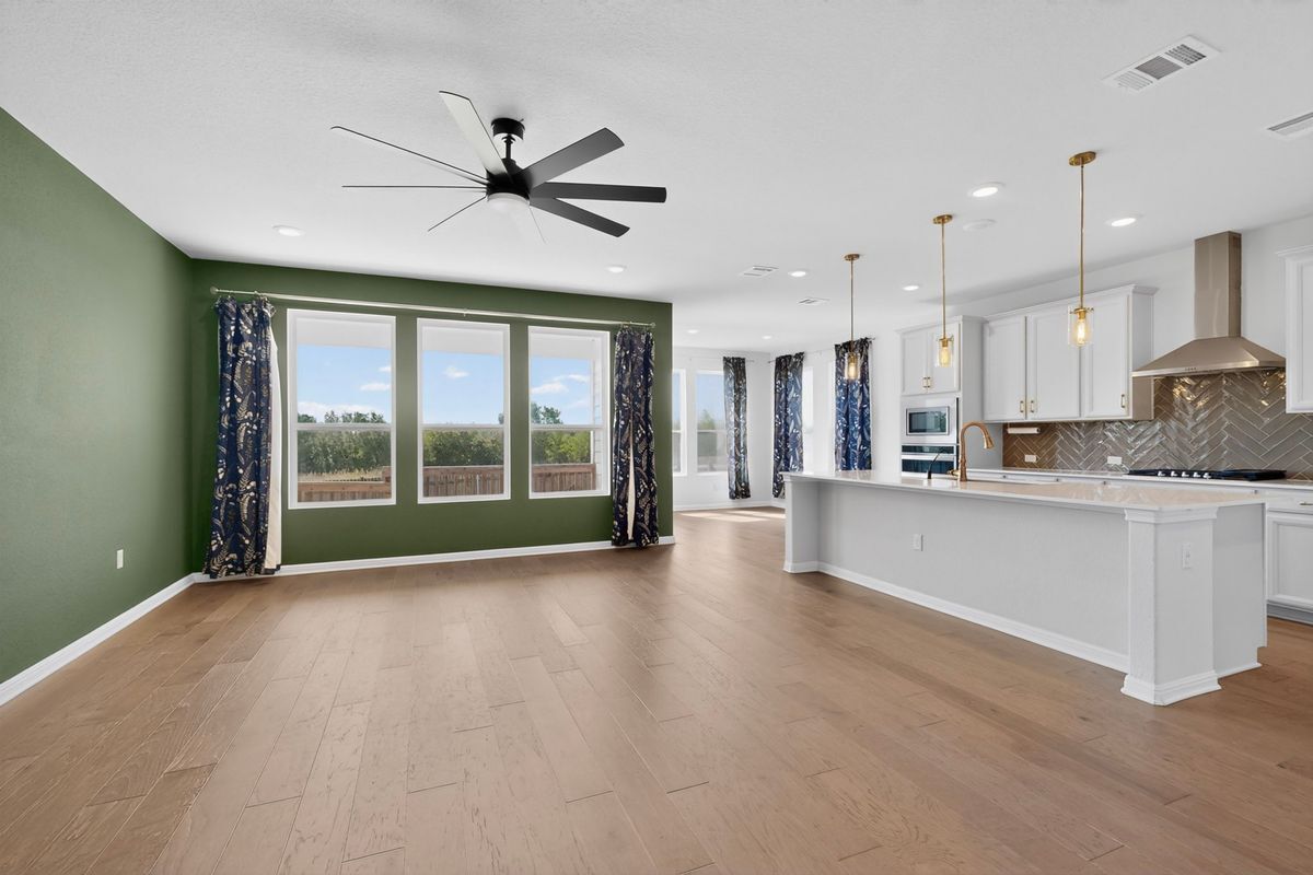 Foto del edificio - 17405 Palo Corona Ln