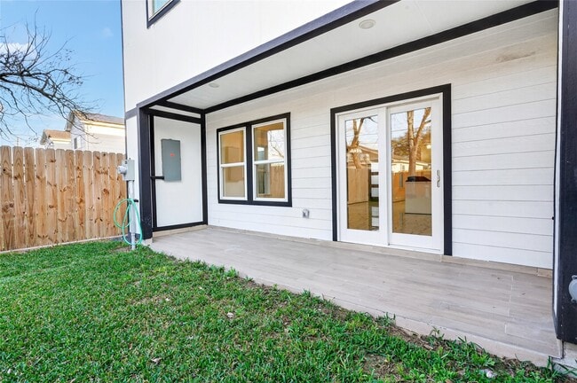 Building Photo - 10232 Porto Rico Rd