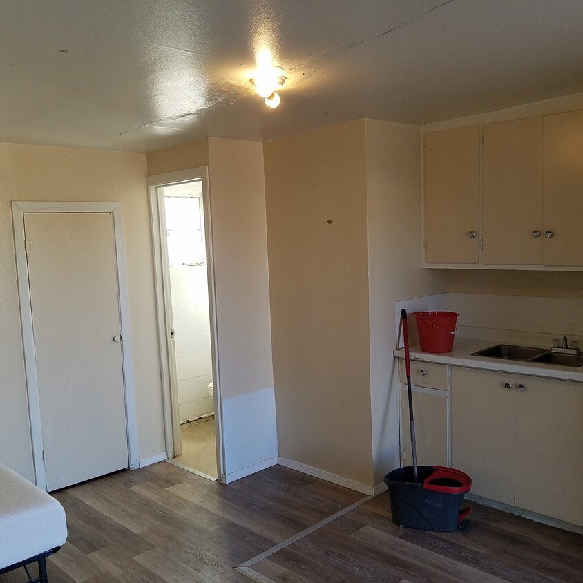 Foto del edificio - 1103 S Butler Ave