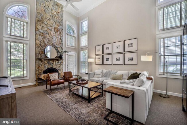 Foto del edificio - 6300 Berkshire Dr