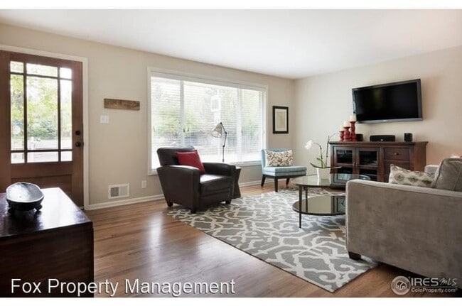 Foto del edificio - 3 br, 2 bath House - 2000 Edgewood Drive