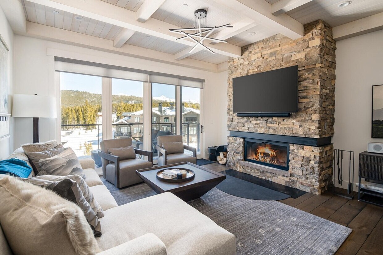 Foto principal - 5 Wildwood Rd W