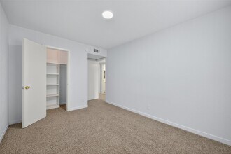 Building Photo - 6201 Ranchester Dr