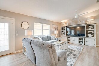 Building Photo - 2242 Braxton St