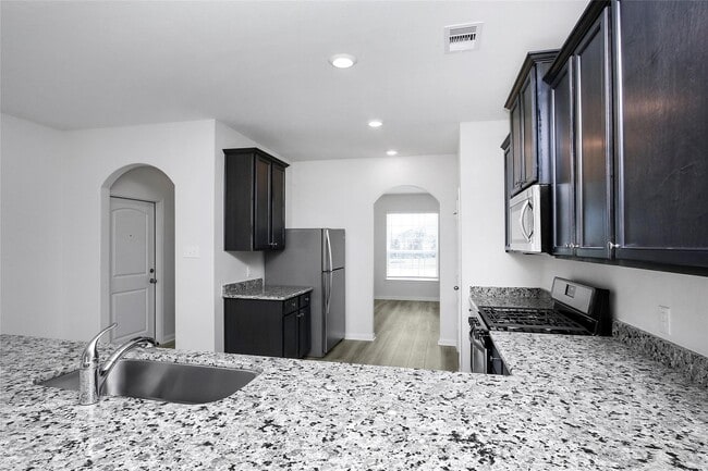 Building Photo - 474 Amberwood Pk Dr