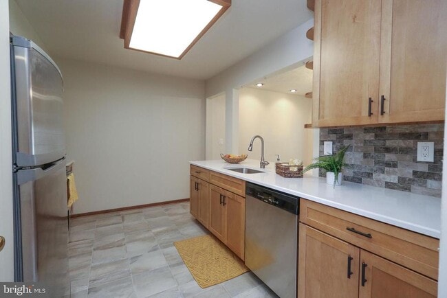 Building Photo - 67 Brandywine Ave