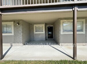 Building Photo - 6308 Newtown Cir