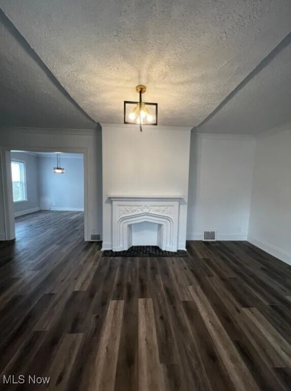 Building Photo - 3265 E Overlook Rd