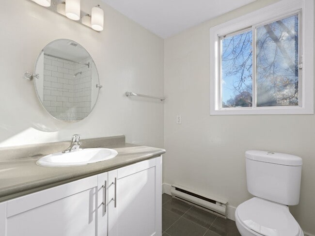 Building Photo - 170 Grove Street East