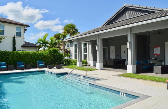 Foto del edificio - 22954 Clear Echo Dr