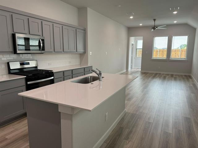 Foto del edificio - 3904 Kenwood Dr