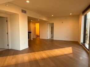 Interior Photo - Sky Hollywood