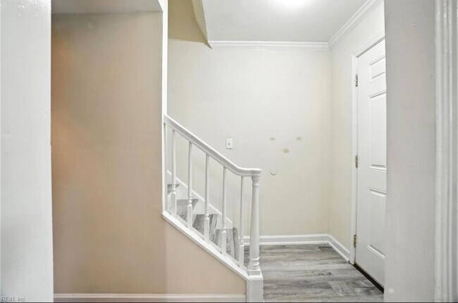Foto del edificio - 590 Tenbee Ln
