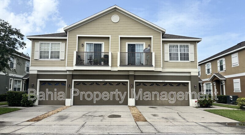 Foto principal - 2045 Estancia Cir