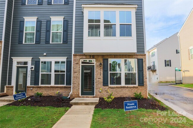Foto del edificio - 6130 Cleburne Ct