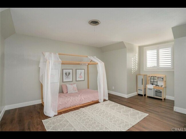 Building Photo - 3 Bedroom Single Family Home in Corning
