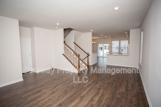 Photo - 13 Verona Ln Townhome