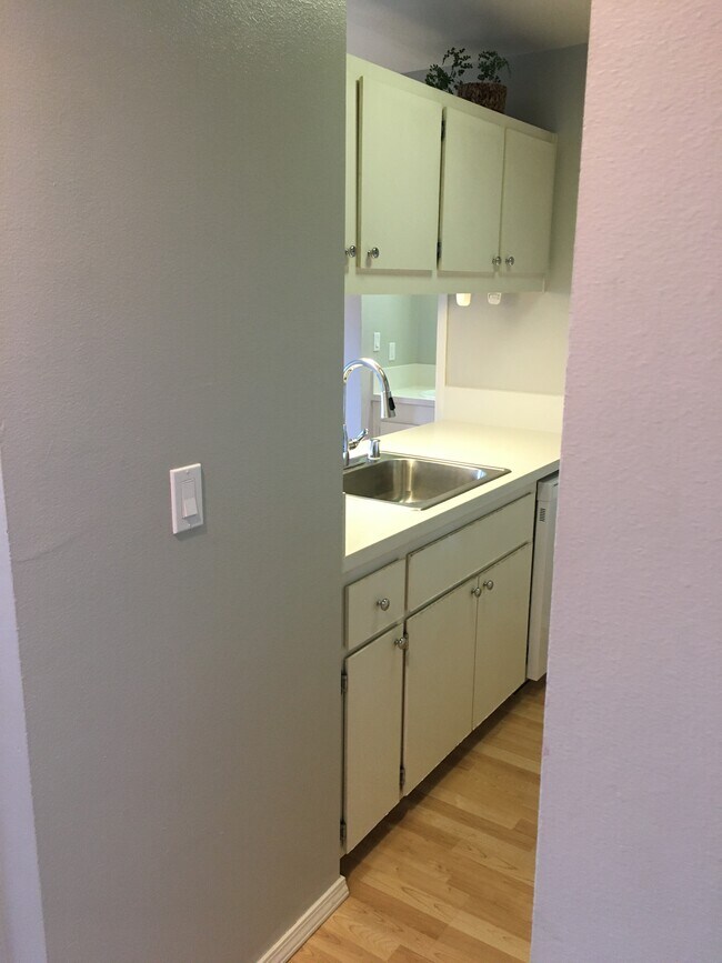 Foto del edificio - 1771 Broadway St