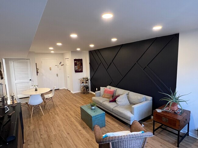 Foto del edificio - 5340 Holmes Run Pkwy