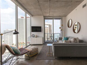 Building Photo - 151 SE 1st St