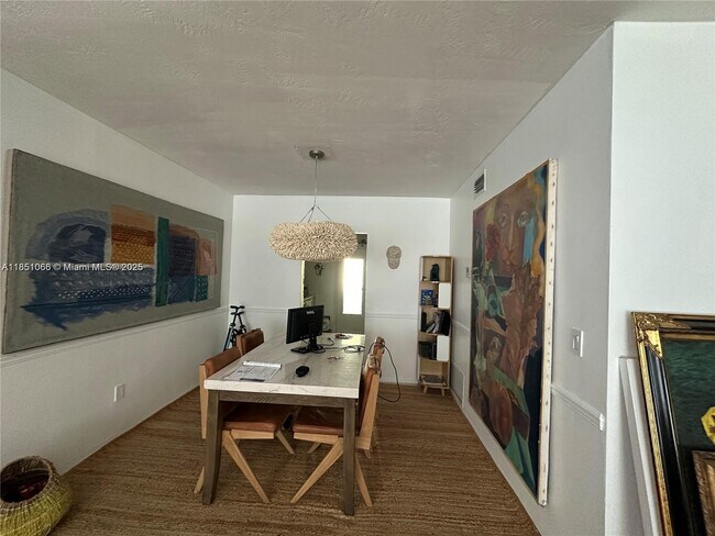 Foto del edificio - 1135 101st St