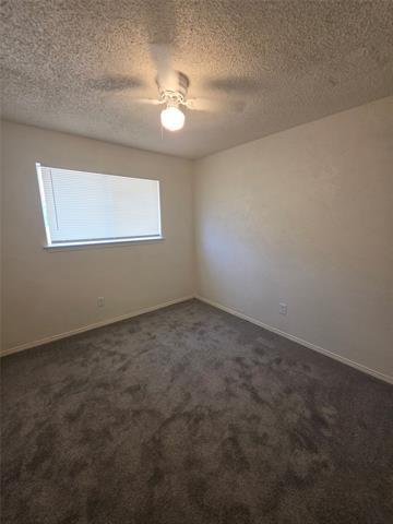Building Photo - 216 Tejas Dr