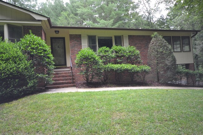 Building Photo - 226 Park Ln