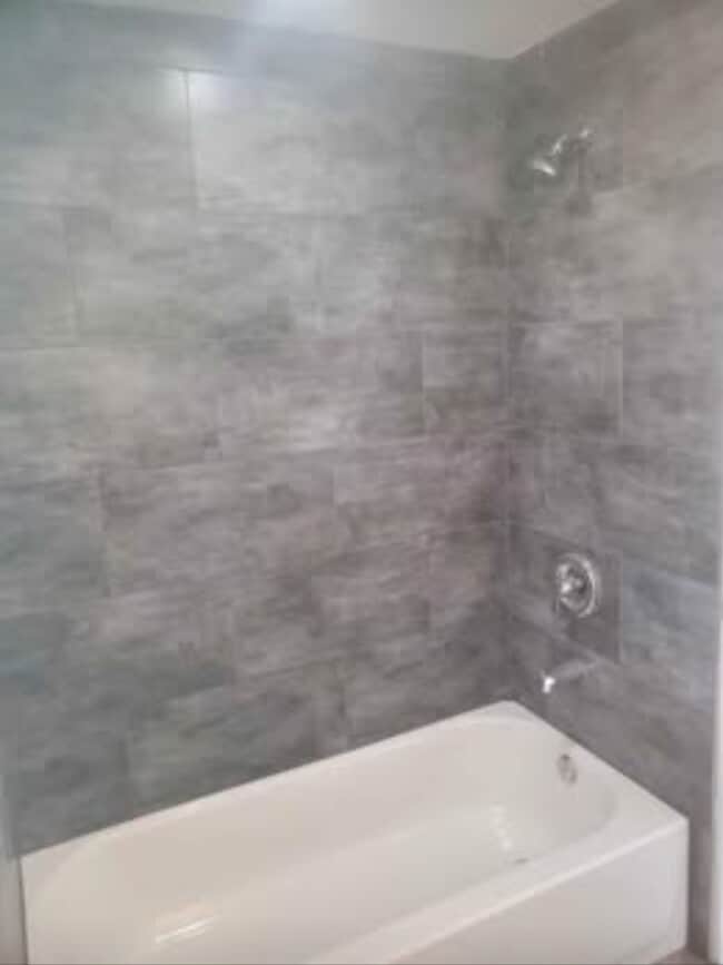 Building Photo - 1229 Jeffrey St