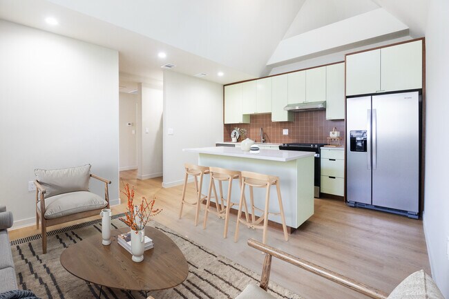 Foto del edificio - 4519 Finley Ave