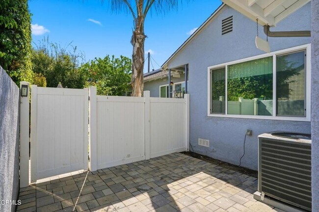 Foto del edificio - 6721 1/2 Vineland Avenue Unit
