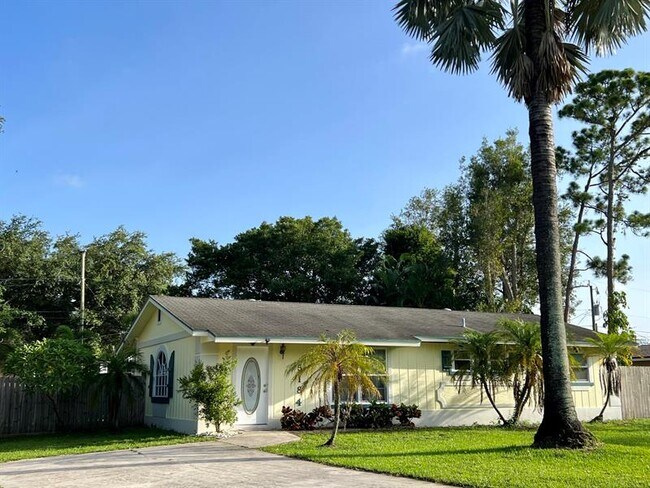 Building Photo - 5184 Palm Ridge Blvd