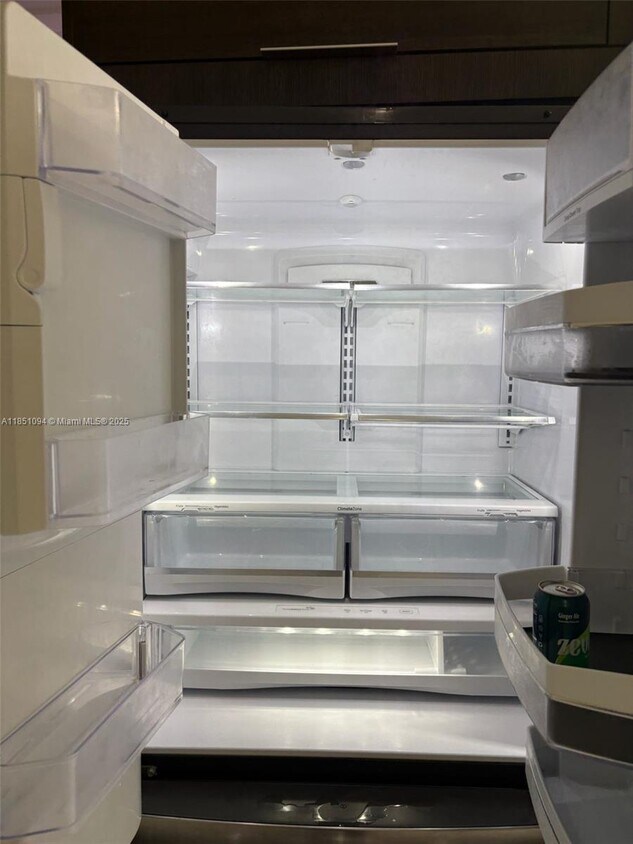 Foto del edificio - 10363 NW 63rd Terrace