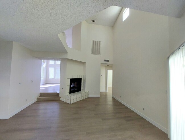 Foto del edificio - STERLING SPRINGS