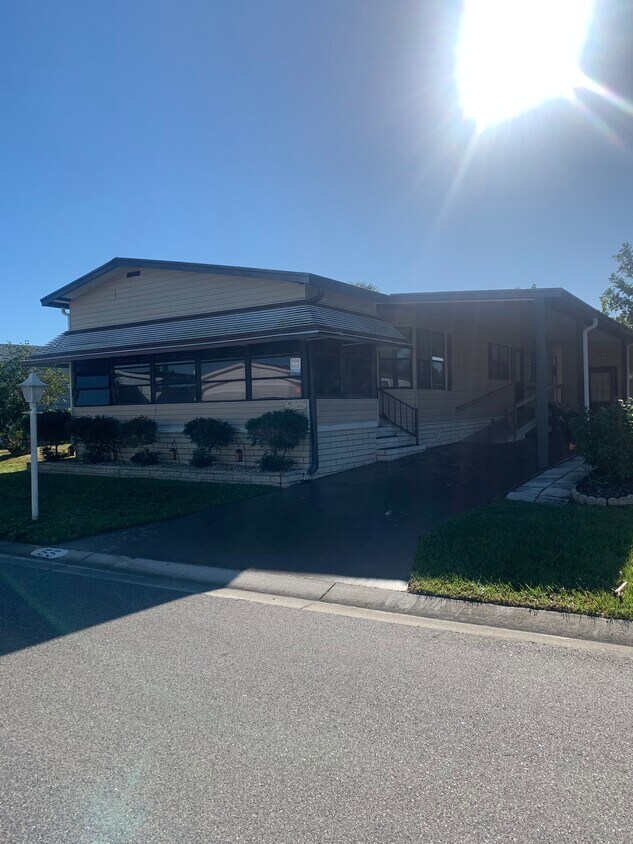 Foto principal - 1405 82nd Ave