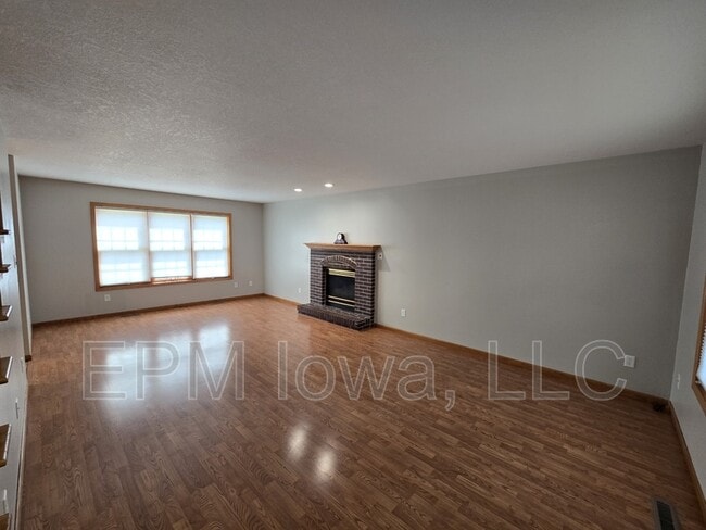 Building Photo - 4710 Donald Dr