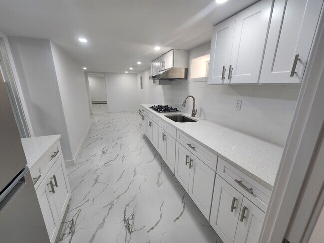 Foto del edificio - 45-58 172nd St