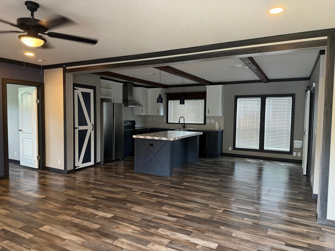 Photo - 9511 Red Maple Dr (Houston, TX)