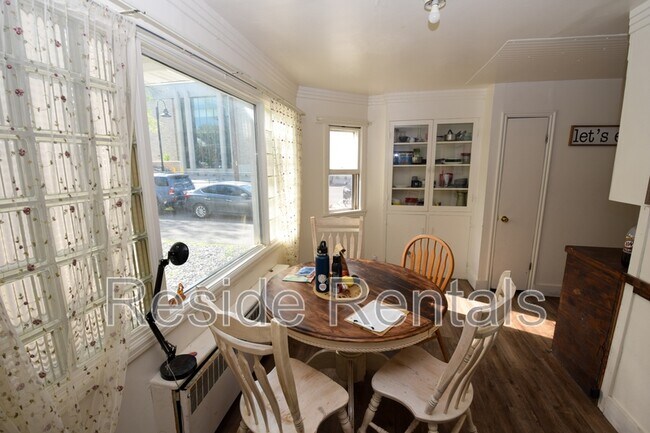 Foto del edificio - 686 Darwin Ave