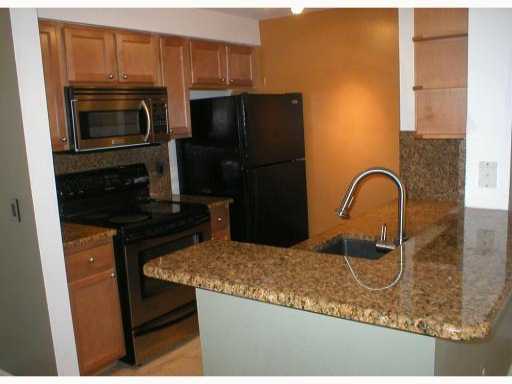 Foto del edificio - 1106 Myrtlewood Cir E