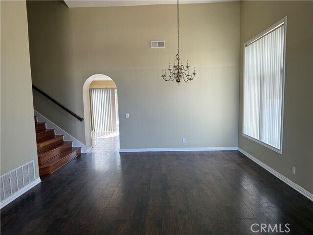 Building Photo - 828 Greenwich Ct