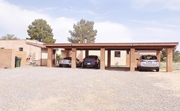 Building Photo - 4135 Calle Barona
