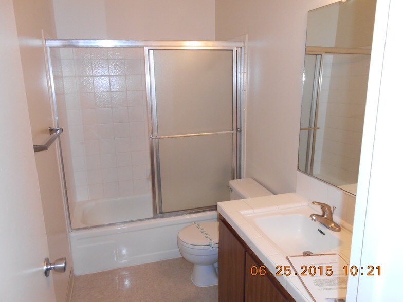How To Remove Glass Shower Doors Best Living Room And Door
