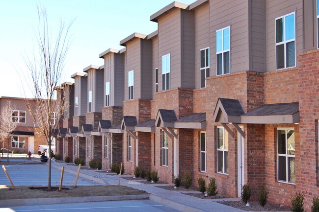 Foto del interior - North Pointe DLP, LLC