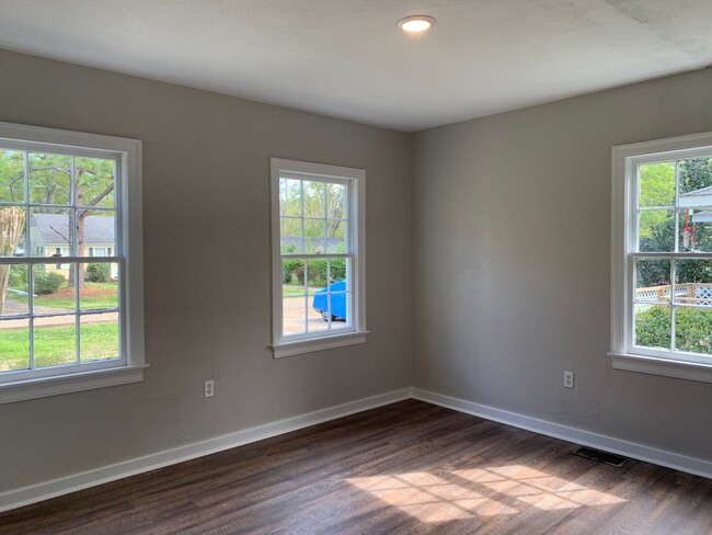 Building Photo - HUD Friendly 3 Bed 1 Bath 39206