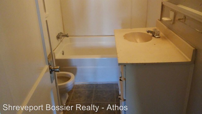 Foto del edificio - 2 br, 1 bath House - 3213 Hollywood Ave